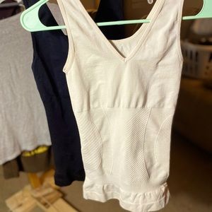 Womens shapewear camis- small